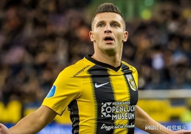 前进路上的 前进路上的